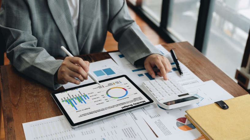 A estrutura de dívida e seus efeitos no desempenho financeiro com Danilo Regis Fernando Pinto.