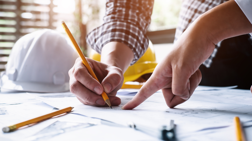Según Valderci Malagosini Machado, la economía circular en la construcción civil transforma los residuos en valor mediante el reaprovechamiento eficiente de materiales.
